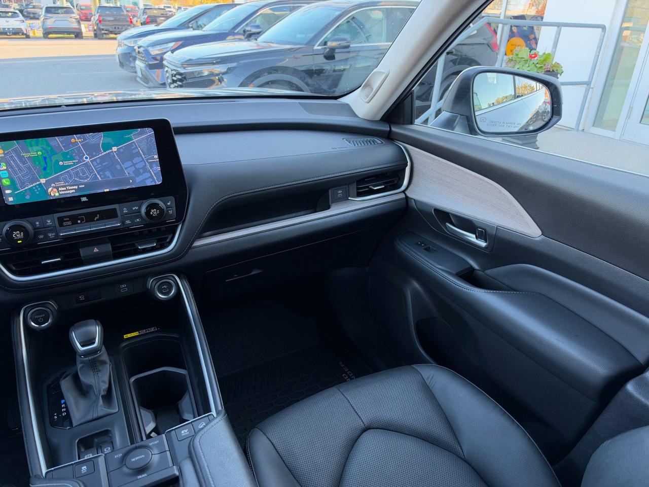 2025 Toyota Grand Highlander Hybrid Limited HYBRID LIMITED! Photo