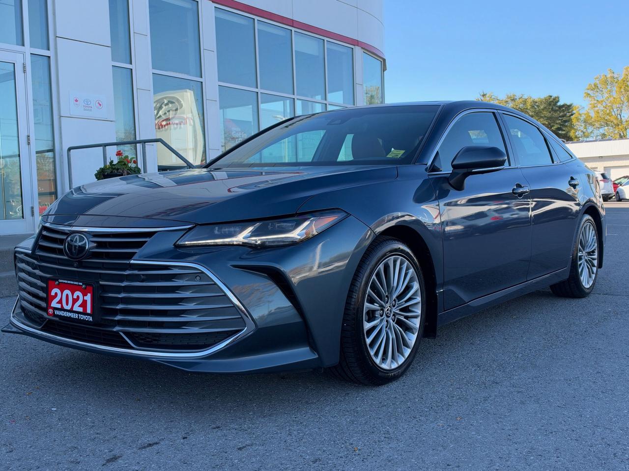 2021 Toyota Avalon Limited TOP OF THE LINE-LIMITED! Photo