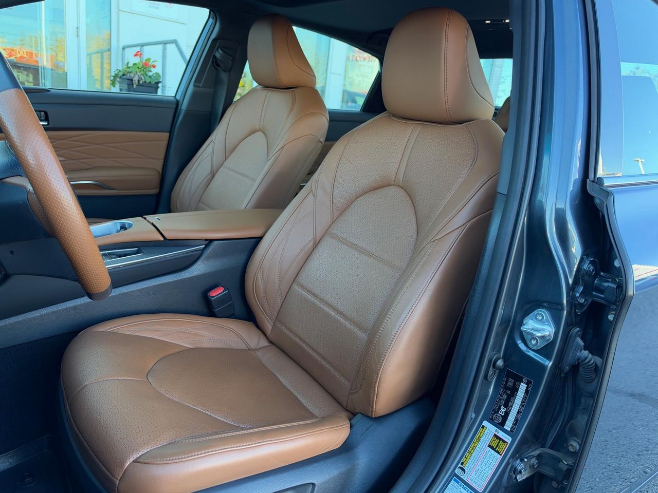2021 Toyota Avalon Limited TOP OF THE LINE-LIMITED! Photo