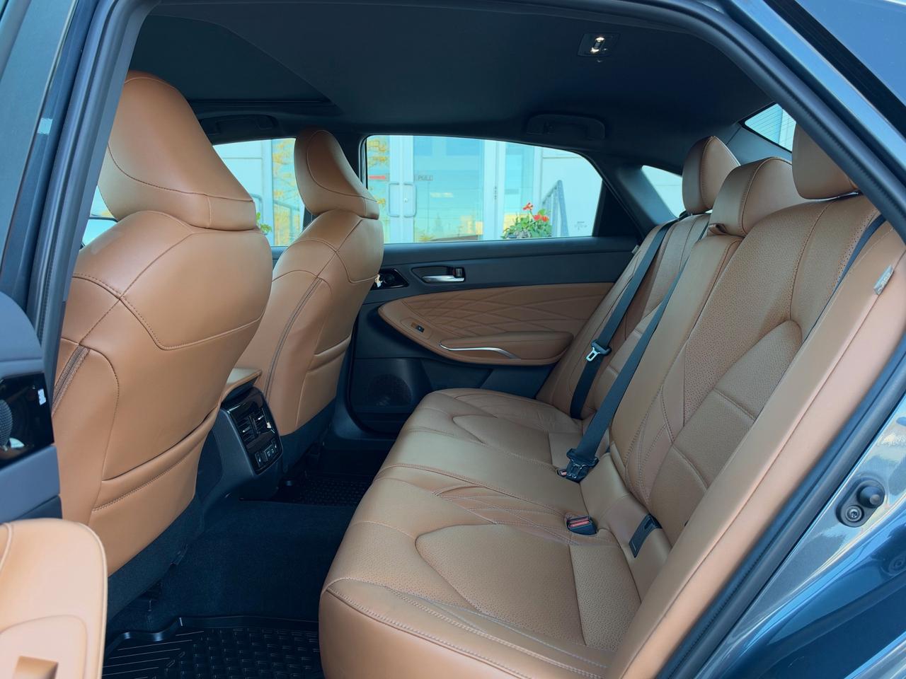 2021 Toyota Avalon Limited TOP OF THE LINE-LIMITED! Photo