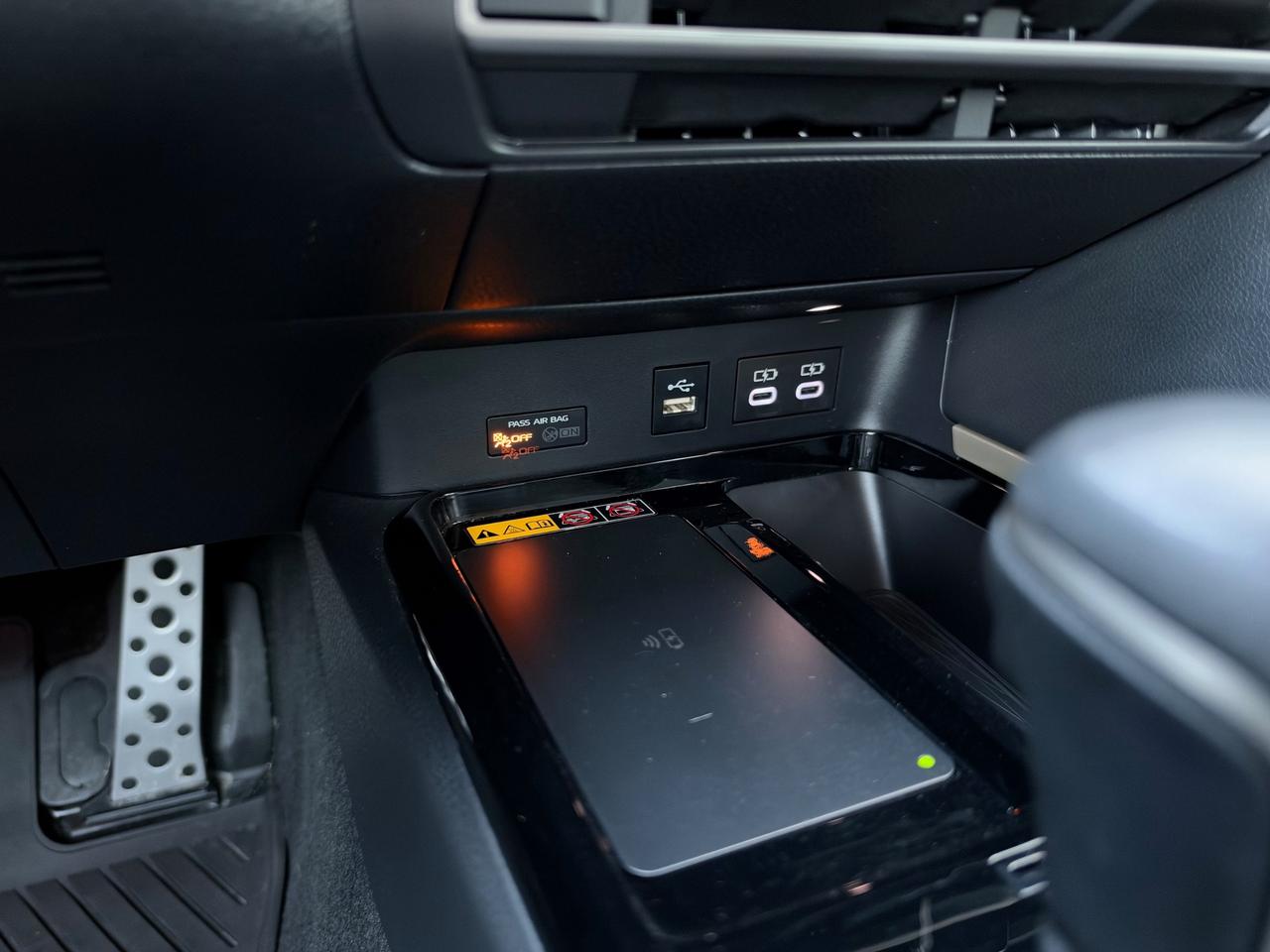 2025 Toyota Camry XSE AWD! Photo