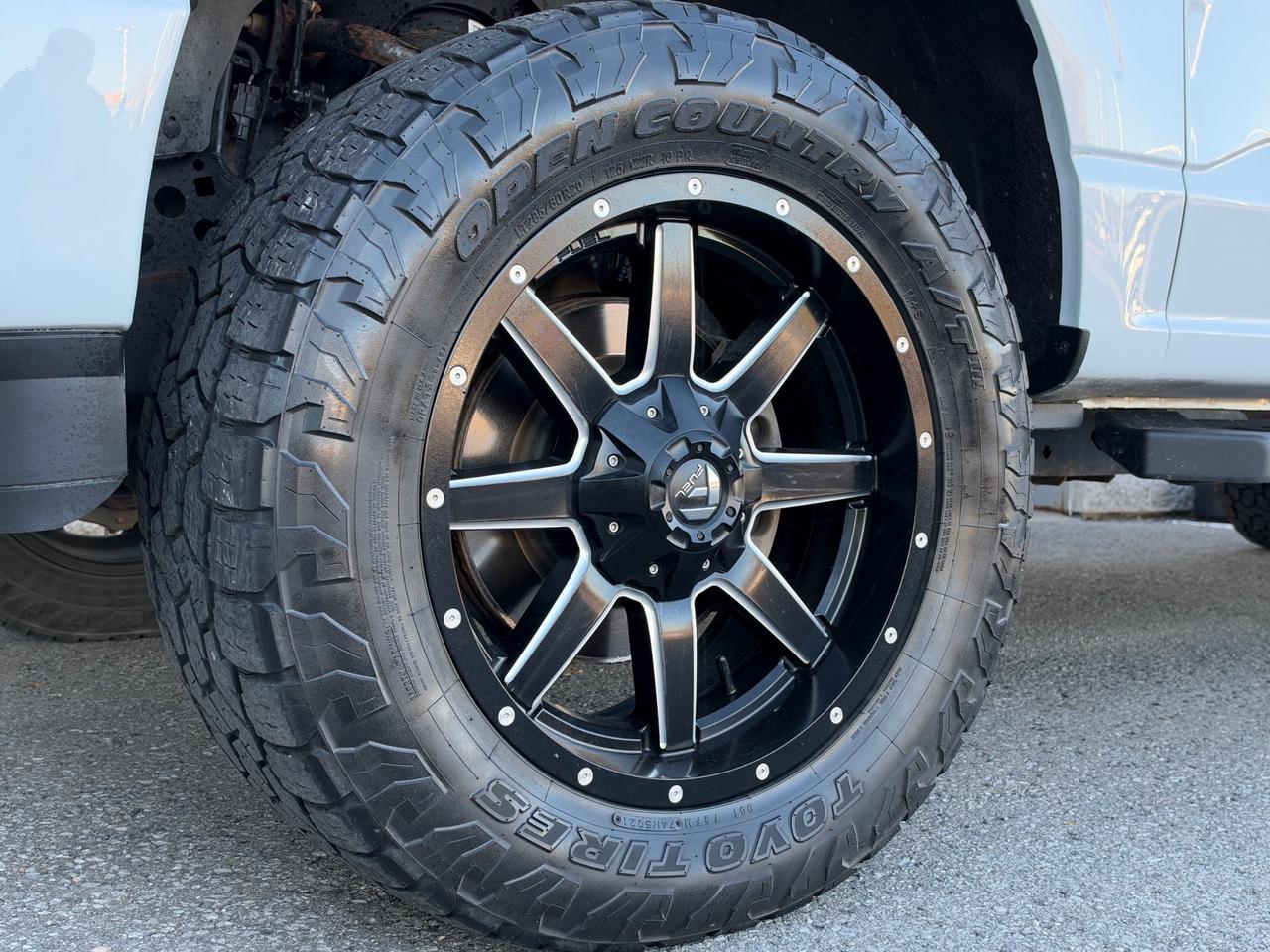 2021 Ford F-150 Lariat LARIAT FX4+3.5 INCH LIFT+WHEELS! Photo1