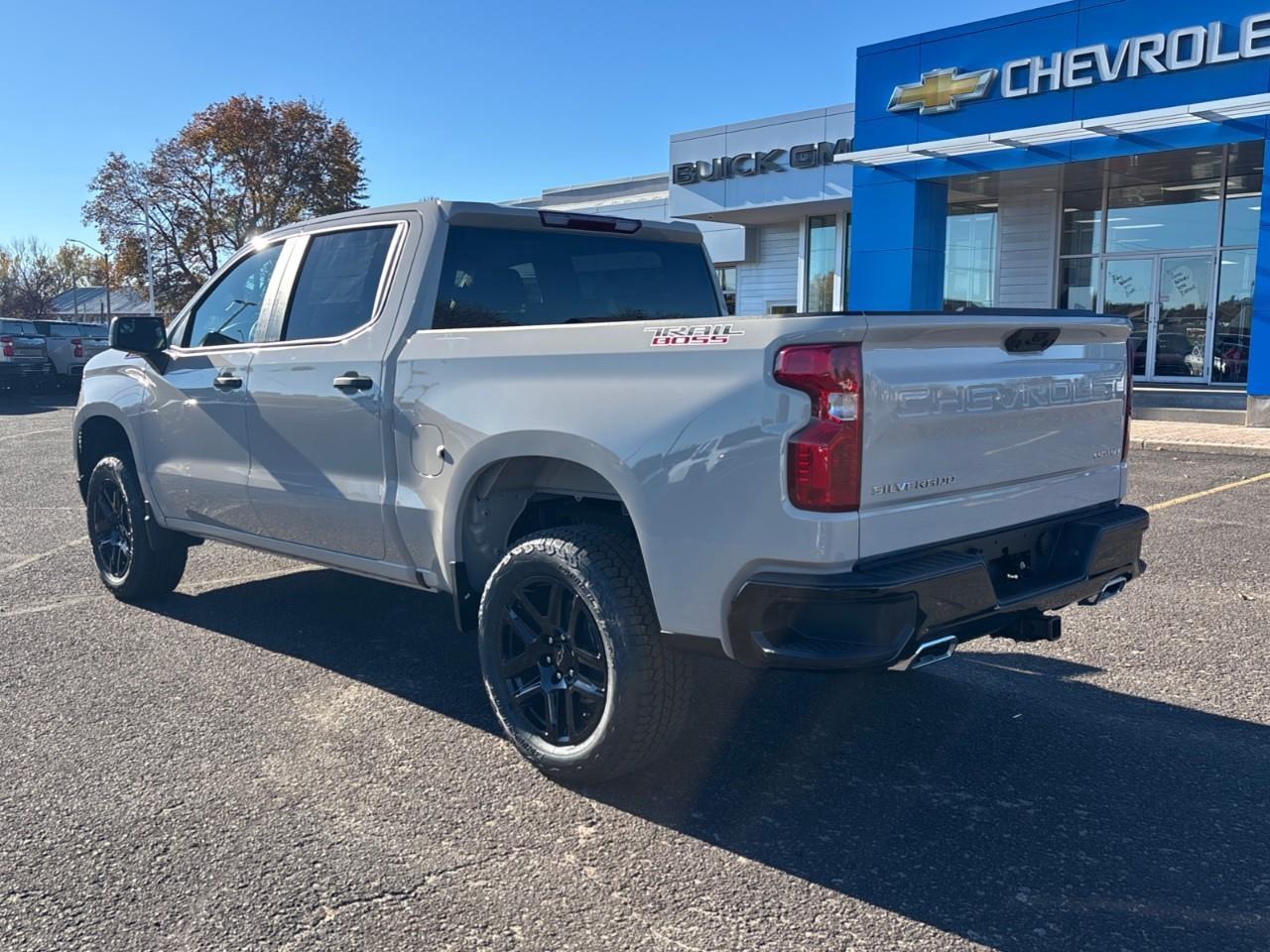 2026 Chevrolet Silverado 1500 Custom Trail Boss Photo