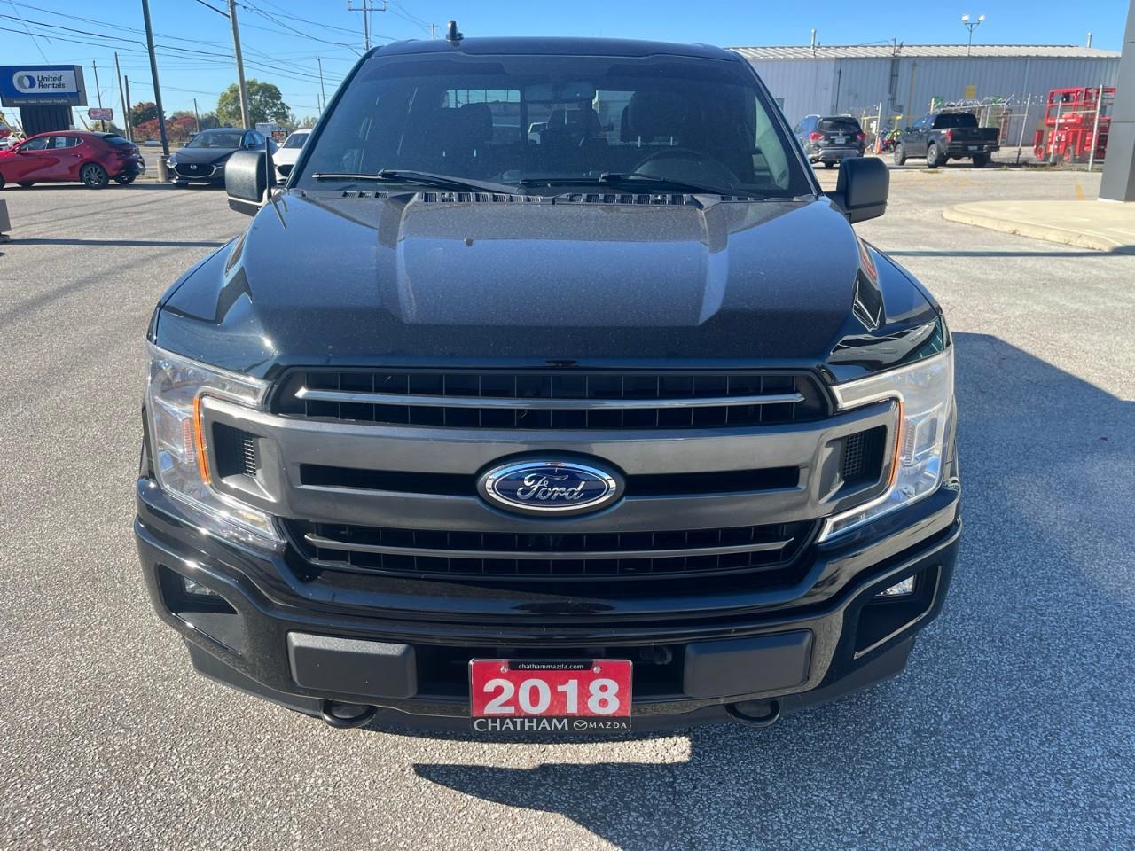 2018 Ford F-150 XLT Spacious Interior | Strong Towing Capability | Versatile Pickup Truck Photo5