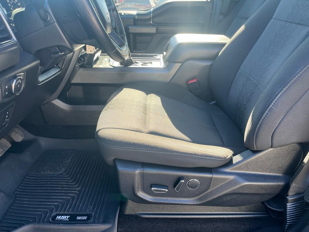 2018 Ford F-150 XLT Spacious Interior | Strong Towing Capability | Versatile Pickup Truck Photo