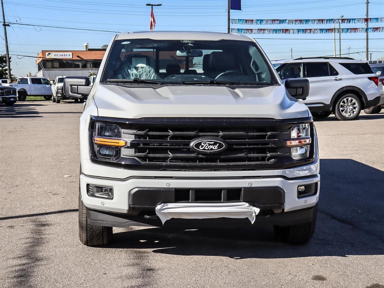 2026 Ford F-150 XLT Photo2