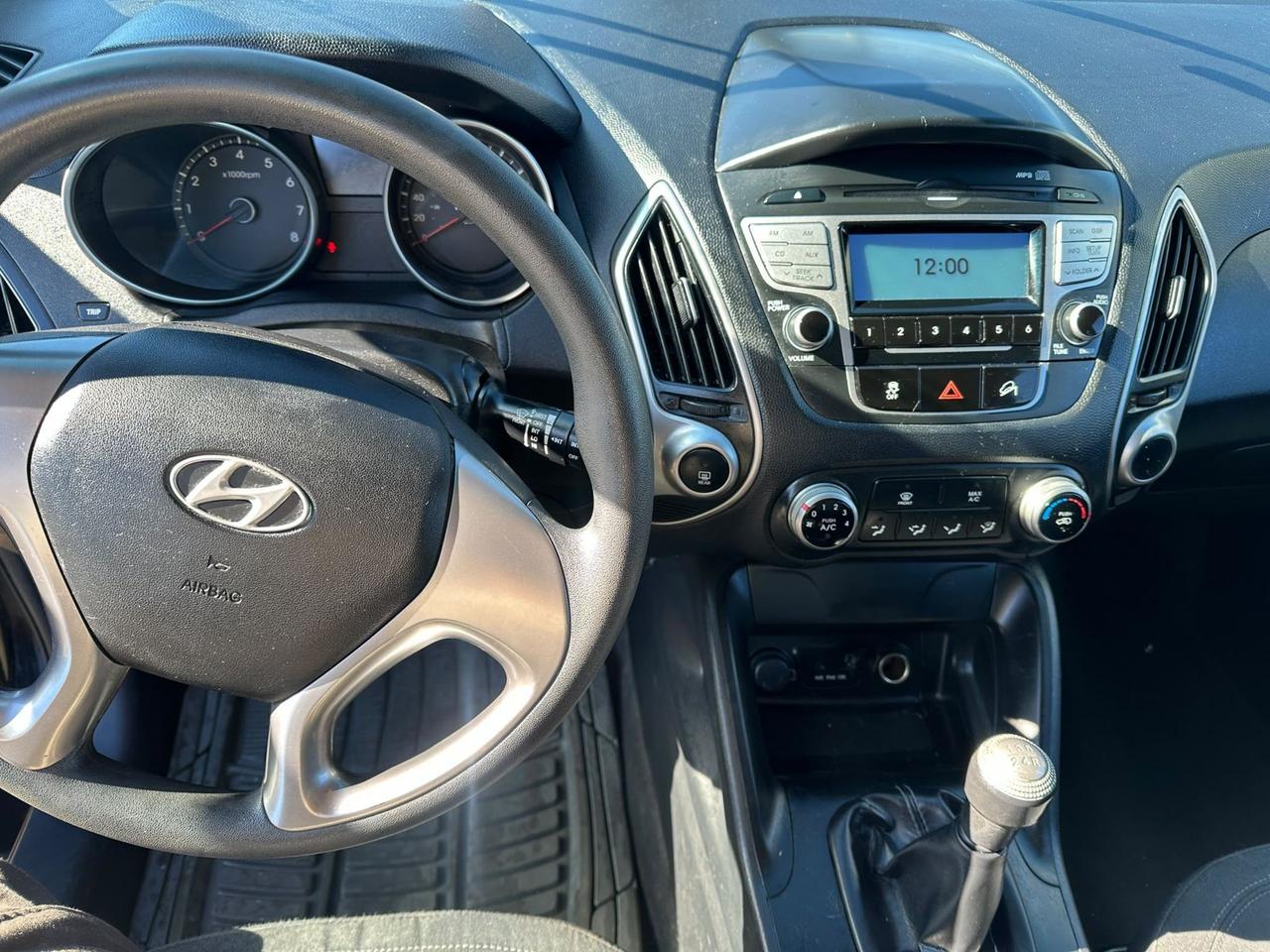 2011 Hyundai Tucson L, MANUAL, 109KMS, ELECTRICAL ISSUE, NO START Photo