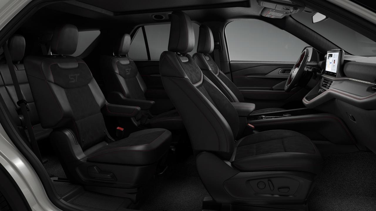 2027 Ford Explorer ST 4WD Photo