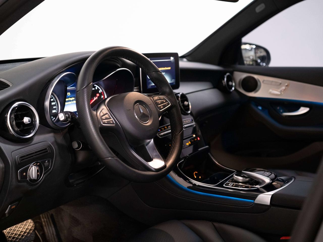 2017 Mercedes-Benz GLC 300 | AMG PKG | PANO Photo