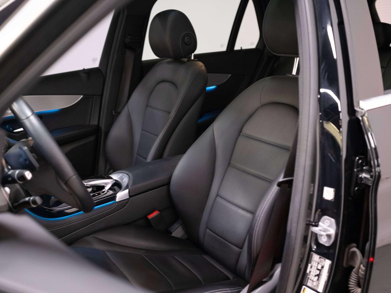 2017 Mercedes-Benz GLC 300 | AMG PKG | PANO Photo