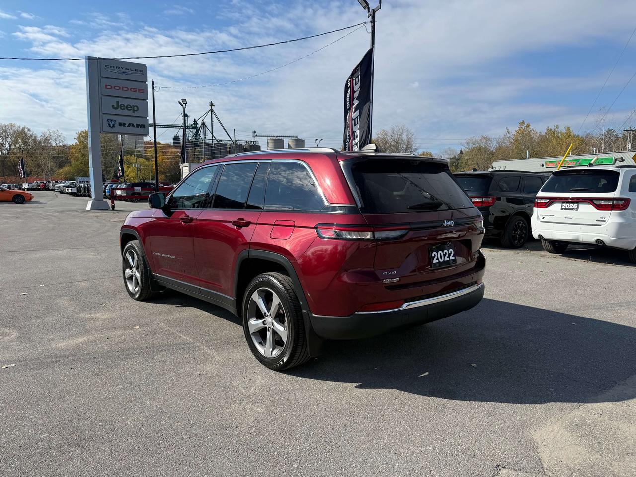 2022 Jeep Grand Cherokee Limited 4X4 - Pano Sunroof - Alpine Sound Photo2