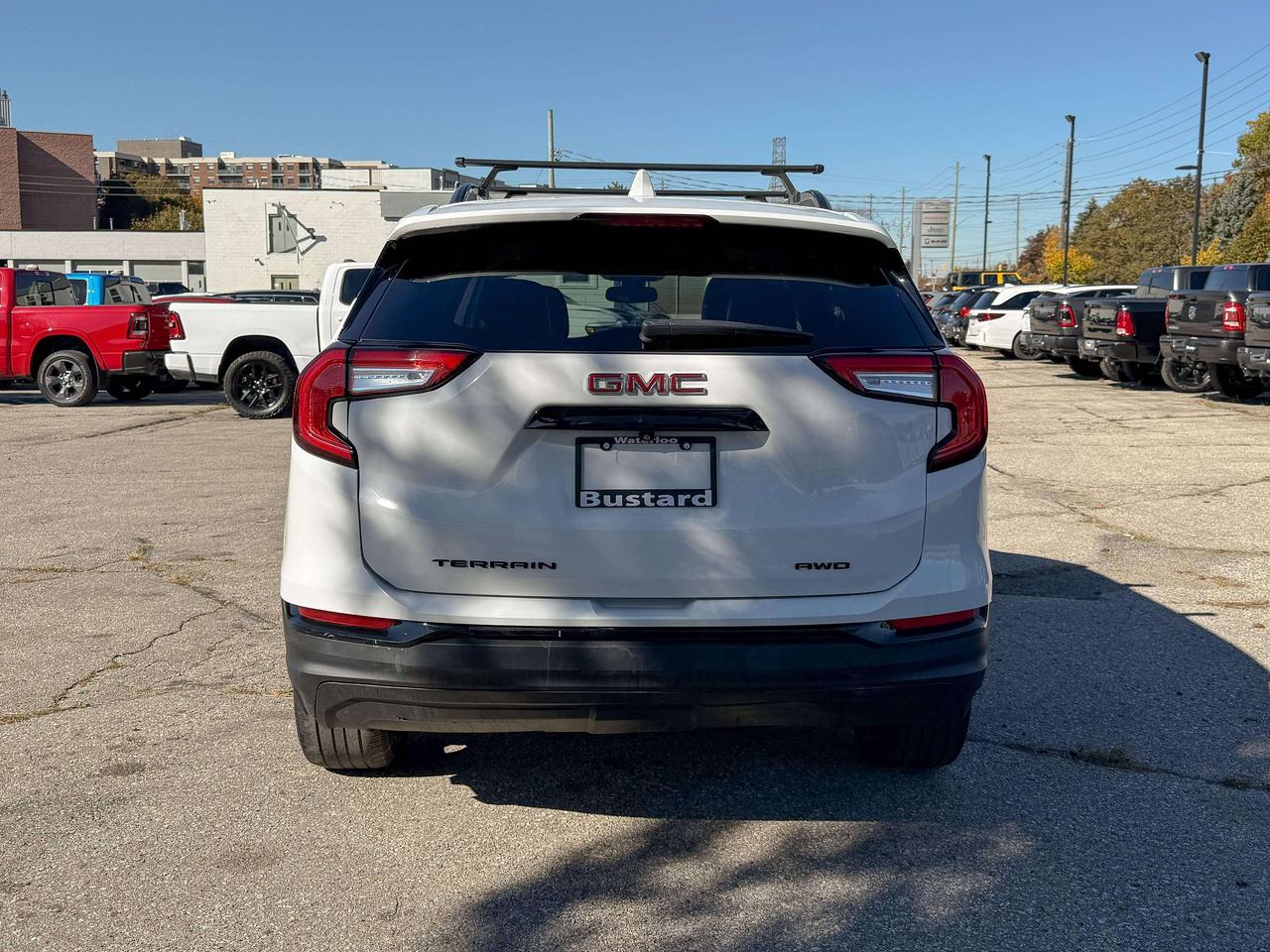 2023 GMC Terrain SLT | BLIND SPOT | SUNROOF | NAVIGATION | Photo