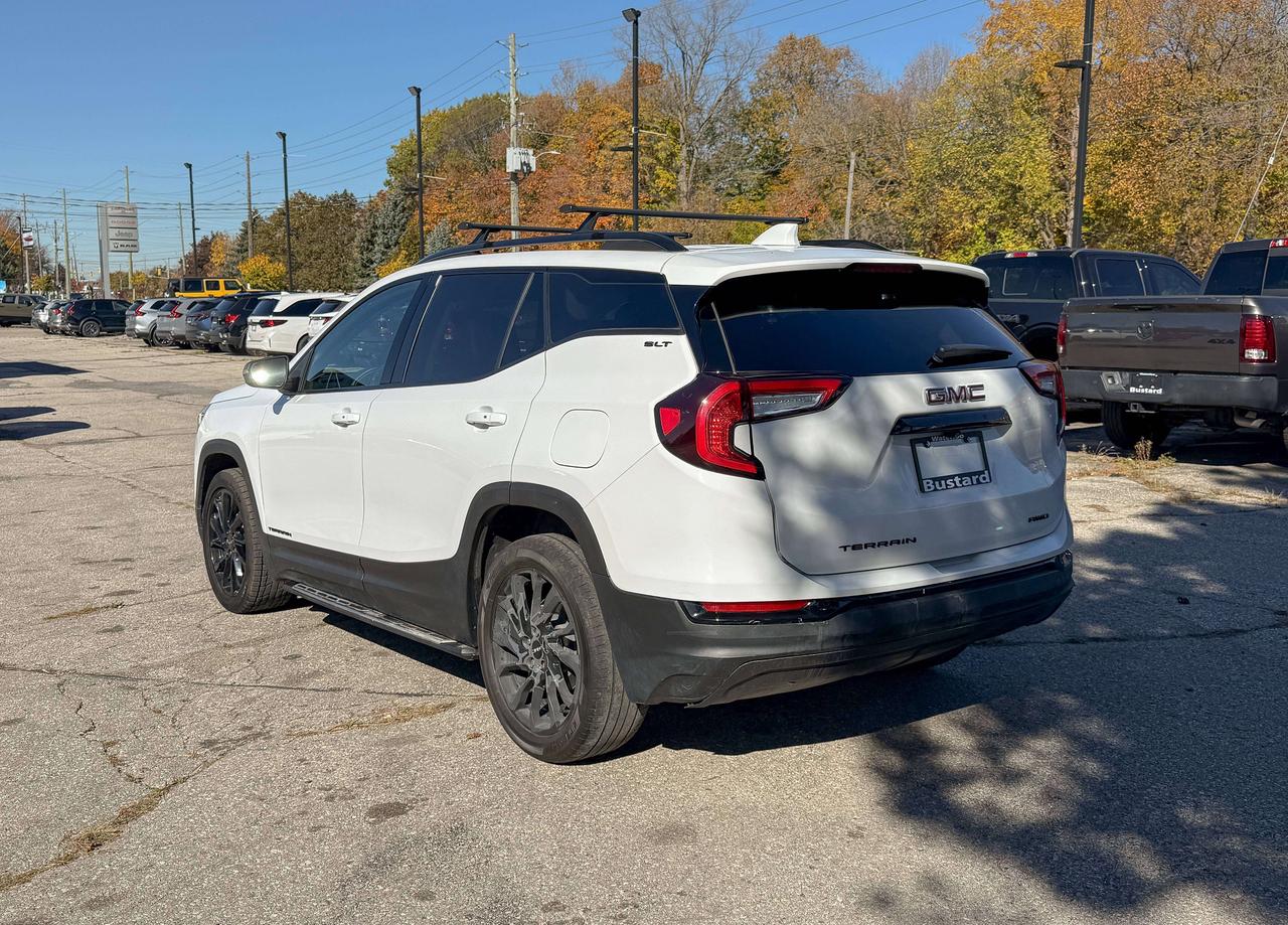 2023 GMC Terrain SLT | BLIND SPOT | SUNROOF | NAVIGATION | Photo