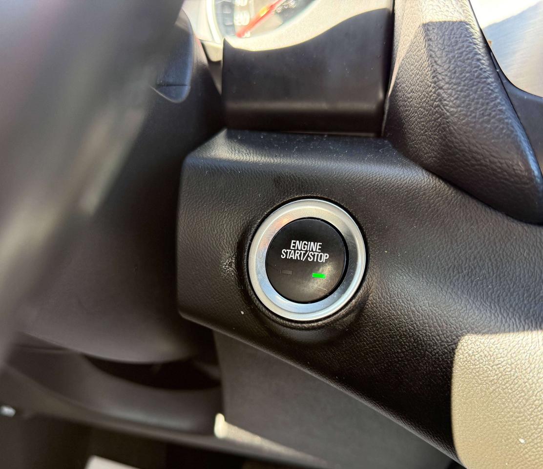 2023 GMC Terrain SLT | BLIND SPOT | SUNROOF | NAVIGATION | Photo