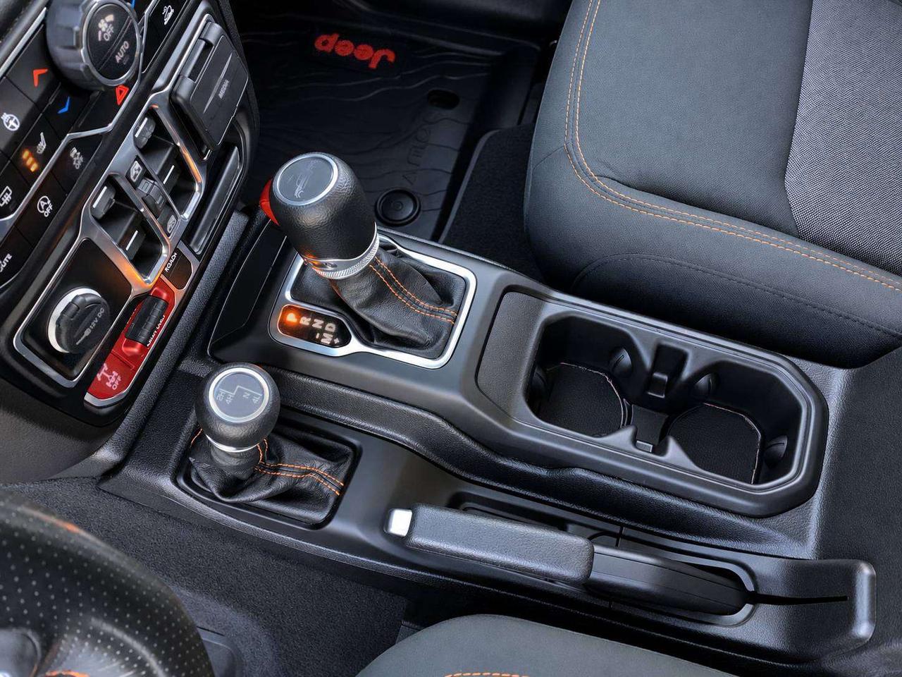 2023 Jeep Gladiator Mojave | Heated Seats | HydroBlue | Hard Top | 4X4 Photo