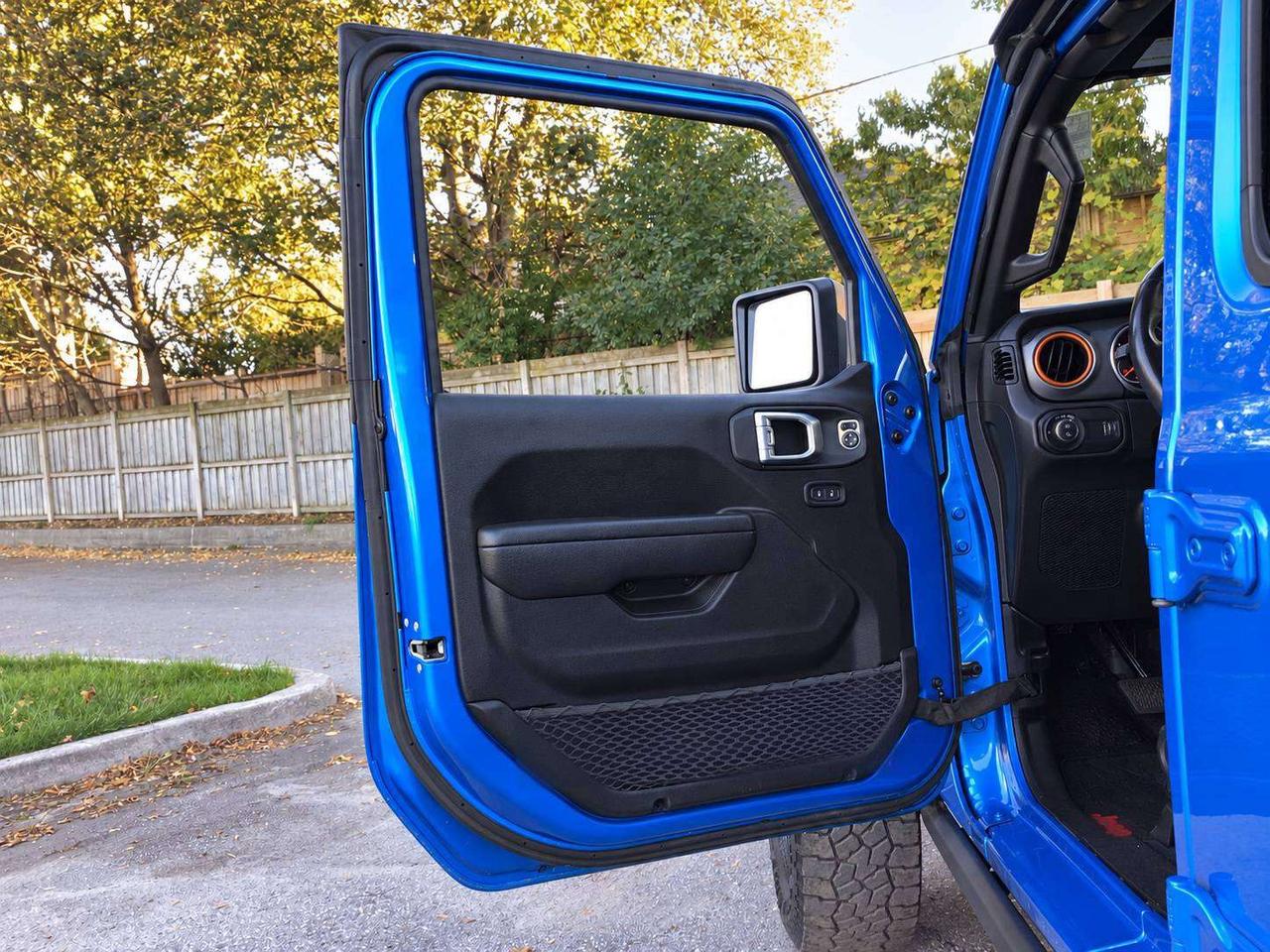 2023 Jeep Gladiator Mojave | Heated Seats | HydroBlue | Hard Top | 4X4 Photo