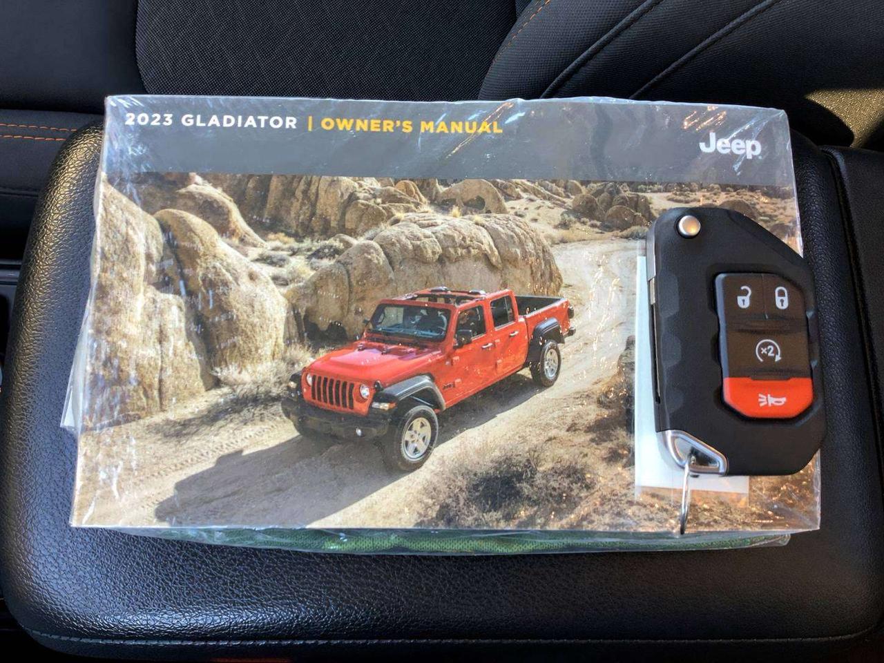 2023 Jeep Gladiator Mojave | Heated Seats | HydroBlue | Hard Top | 4X4 Photo
