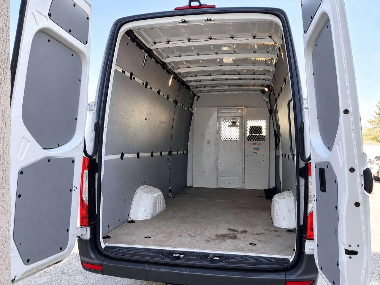 2025 Mercedes-Benz Sprinter 2500 HighRoof Diesel 170" WB | CargoPartition RWD Photo