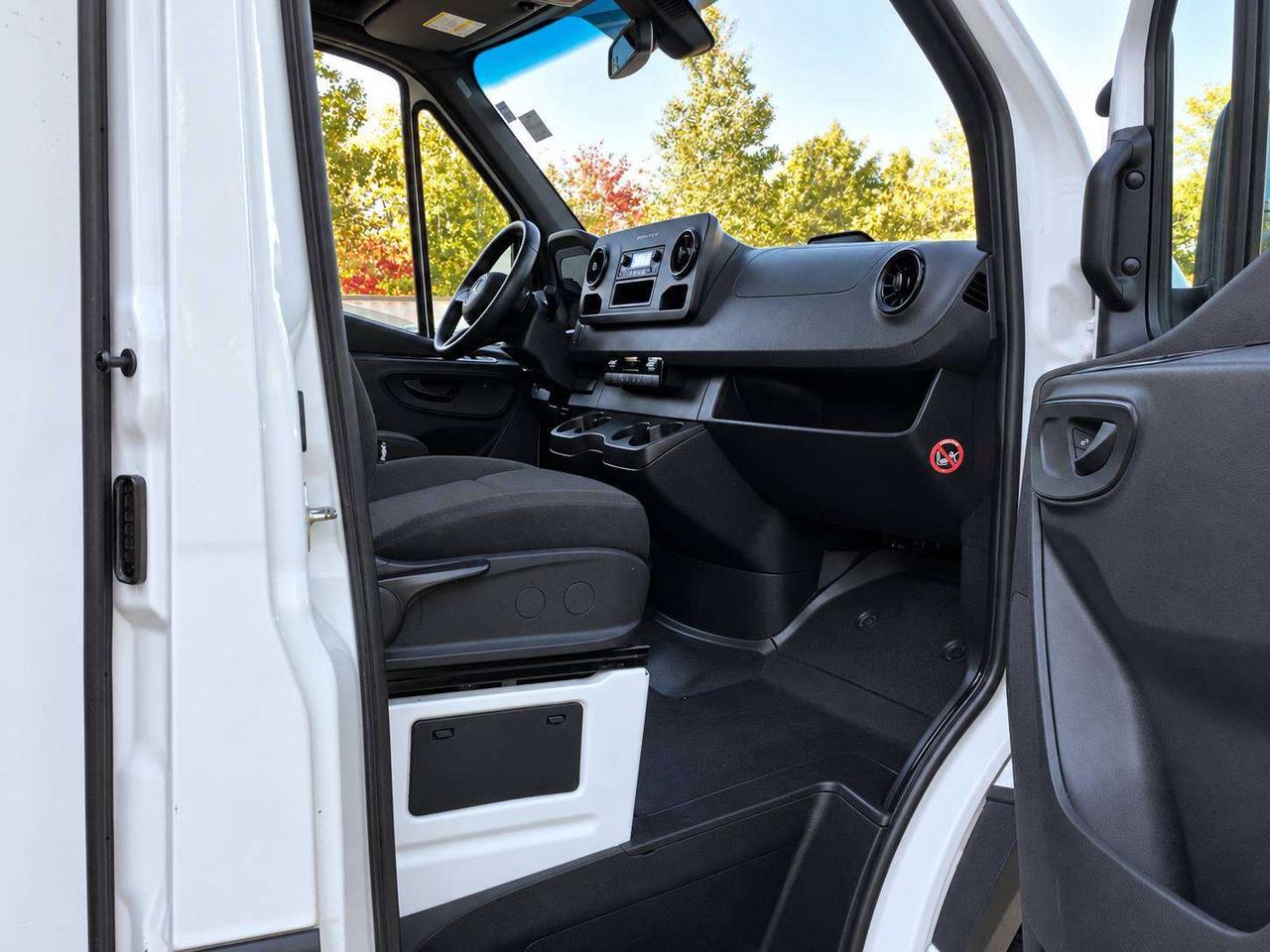 2025 Mercedes-Benz Sprinter 2500 HighRoof Diesel 170" WB | CargoPartition RWD Photo