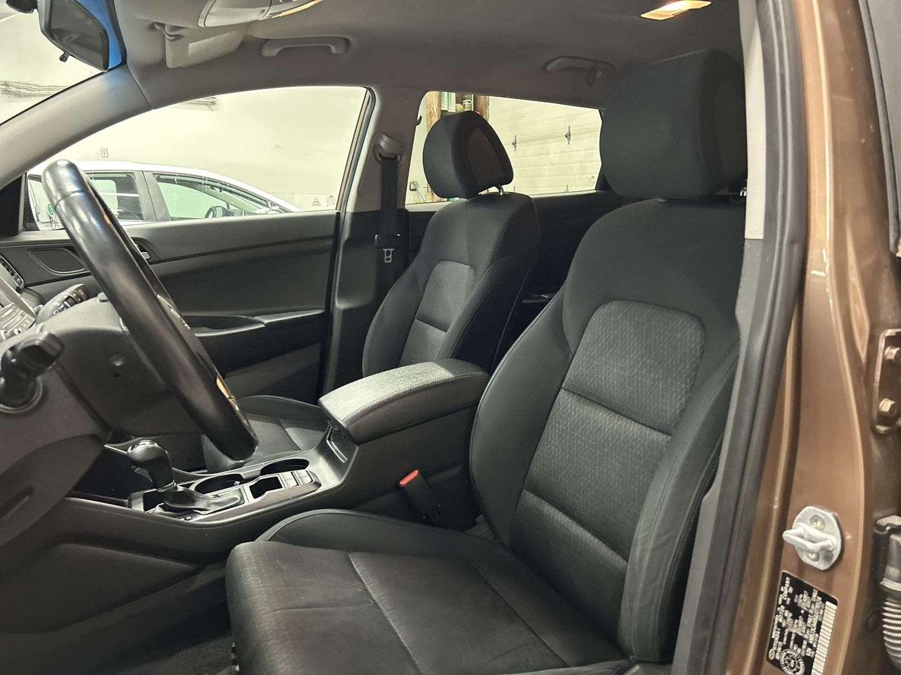2016 Hyundai Tucson PREMIUM AWD | HTD SEATS |ALLOYS | BLIND SPOT | A/C Photo
