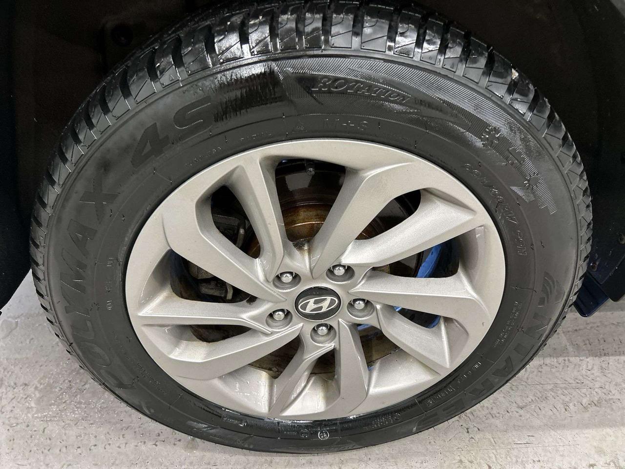 2016 Hyundai Tucson PREMIUM AWD | HTD SEATS |ALLOYS | BLIND SPOT | A/C Photo