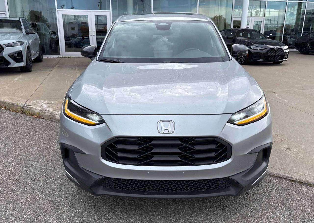 2023 Honda HR-V SPORT| CLEAN CARFAX| SUNROOF| HTD SEATS| CARPLAY Photo