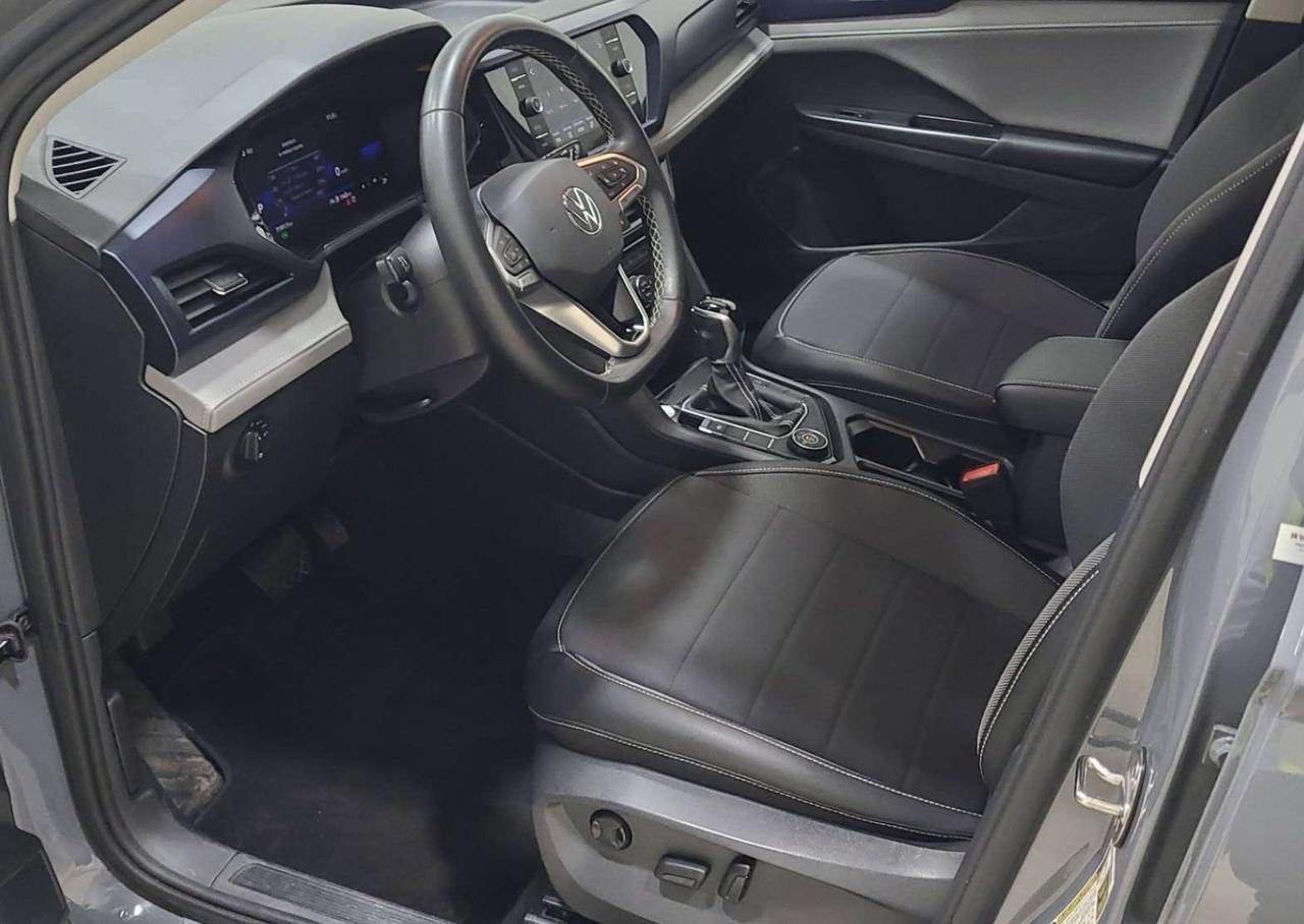 2023 Volkswagen Taos COMFORTLINE| CLEAN CARFAX| HTD STEERING| CARPLAY Photo4