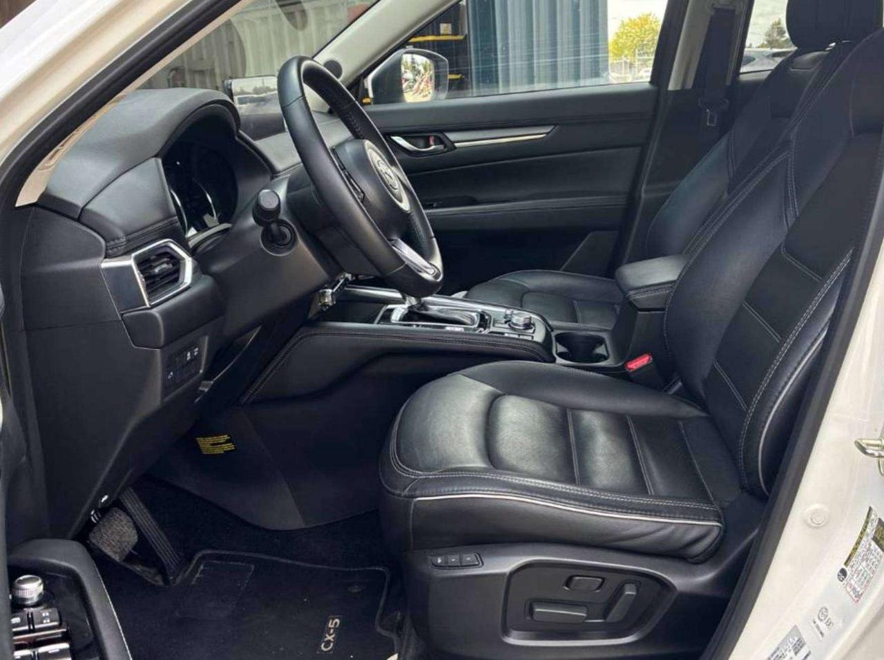 2025 Mazda CX-5 GT| CLEAN CARFAX| SUNROOF| NAVI| HTD SEAT| LEATHER Photo