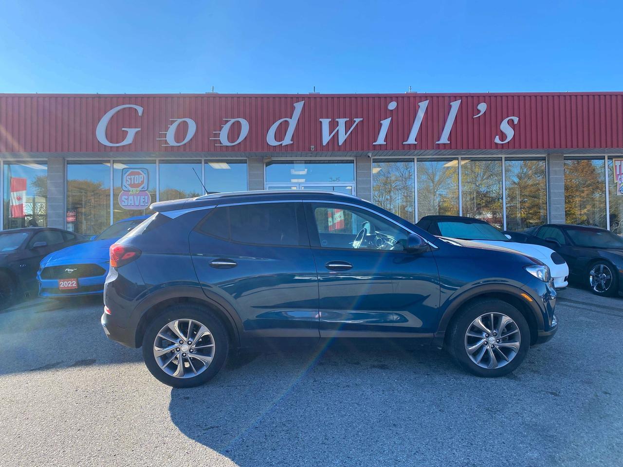 2021 Buick Encore ESSENCE, AWD, CLEAN CARFAX, SUNROOF, HEATED SEATS! Photo