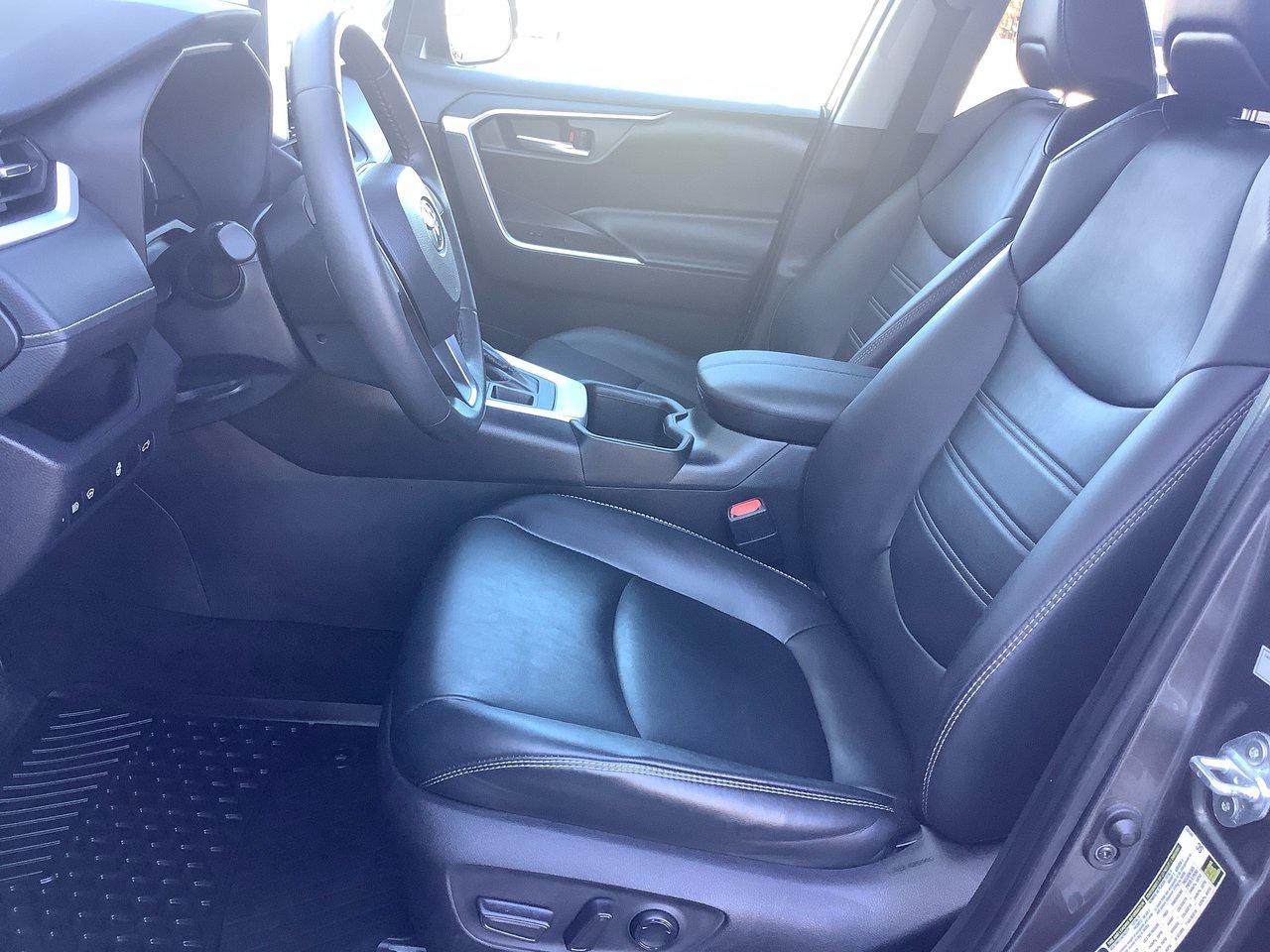 2024 Toyota RAV4 XLE Photo