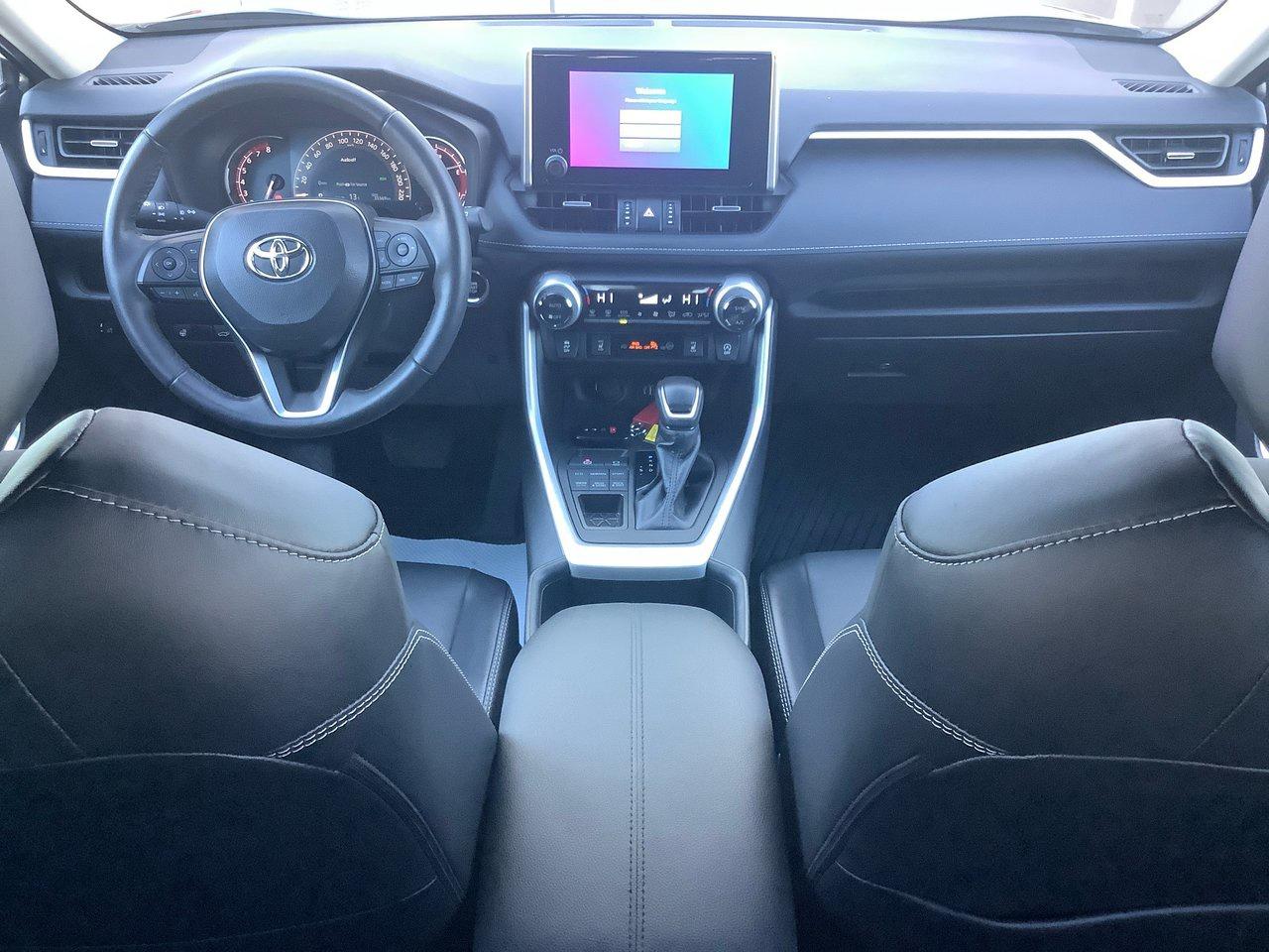 2024 Toyota RAV4 XLE Photo