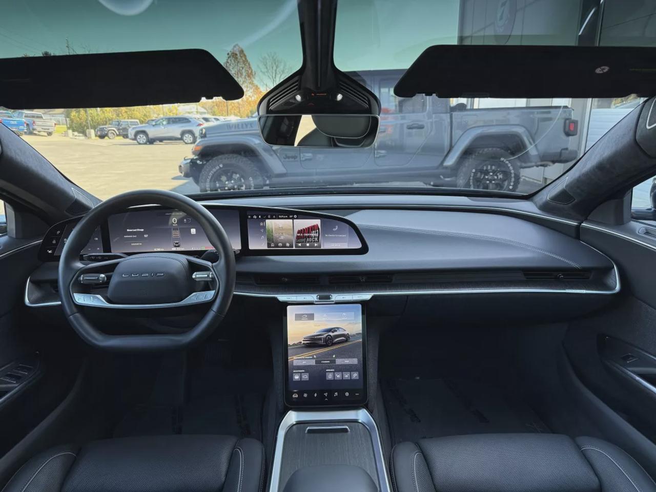 2024 Lucid Air Touring | Electric | AWD | Automatic | Low Kms | Alloy Wheels | Leather Seats | Climate Control | Navigation Photo