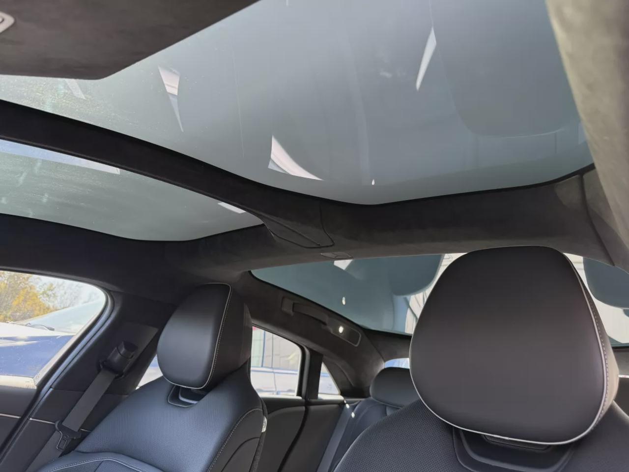 2024 Lucid Air Touring | Electric | AWD | Automatic | Low Kms | Alloy Wheels | Leather Seats | Climate Control | Navigation Photo