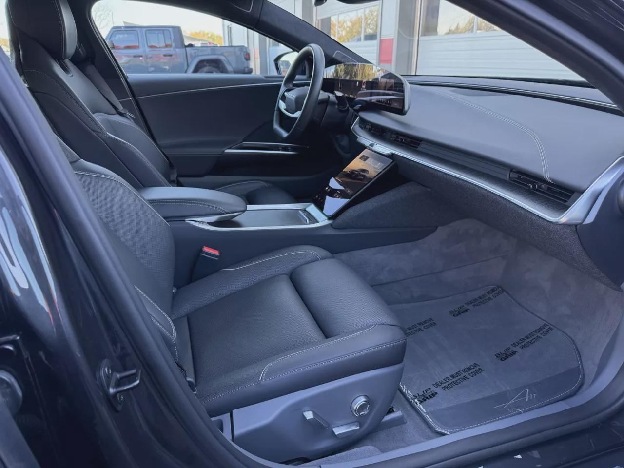 2024 Lucid Air Touring | Electric | AWD | Automatic | Low Kms | Alloy Wheels | Leather Seats | Climate Control | Navigation Photo