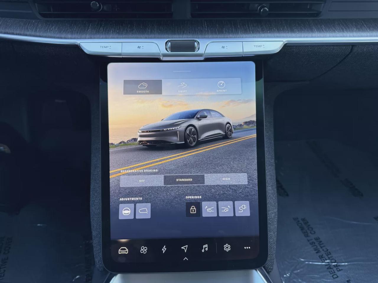 2024 Lucid Air Touring | Electric | AWD | Automatic | Low Kms | Alloy Wheels | Leather Seats | Climate Control | Navigation Photo