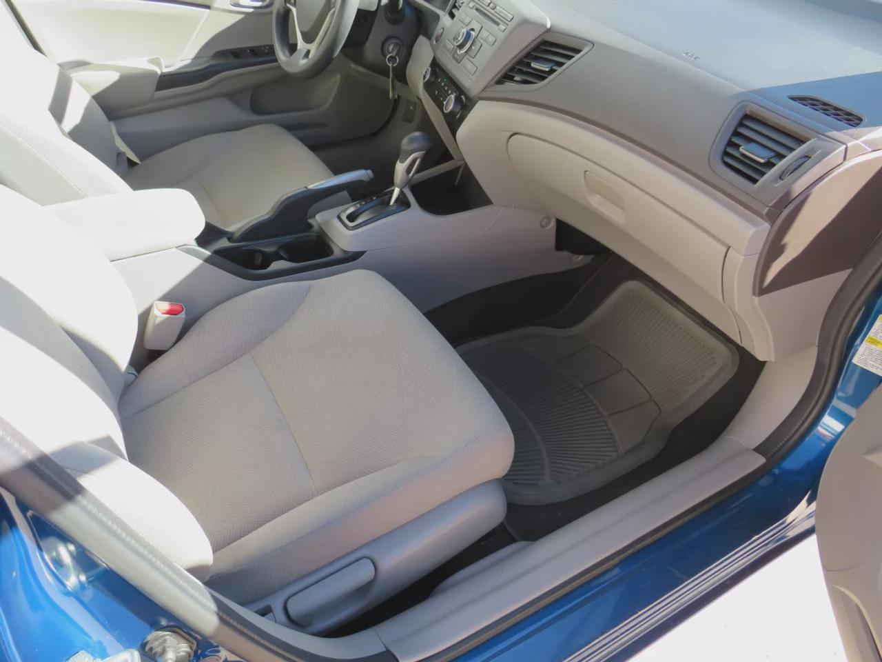 2012 Honda Civic Sdn LX Photo
