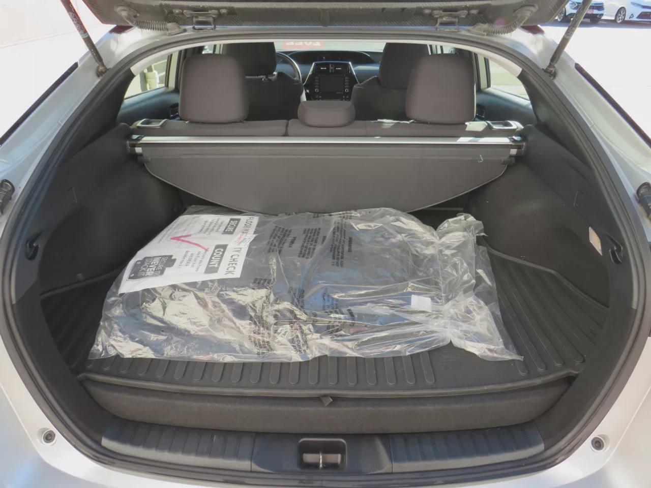 2022 Toyota Prius Prime LE Photo