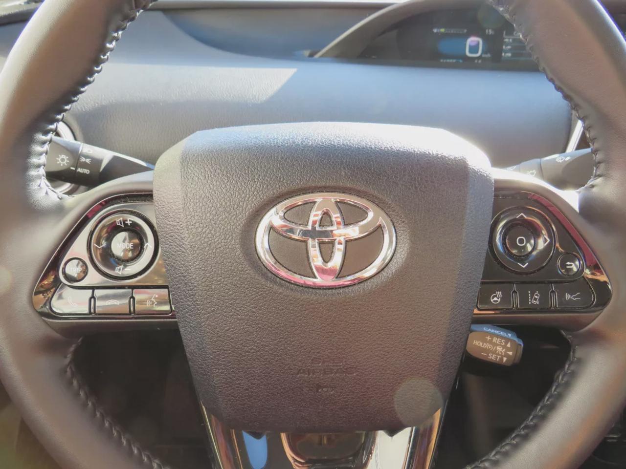2022 Toyota Prius Prime LE Photo