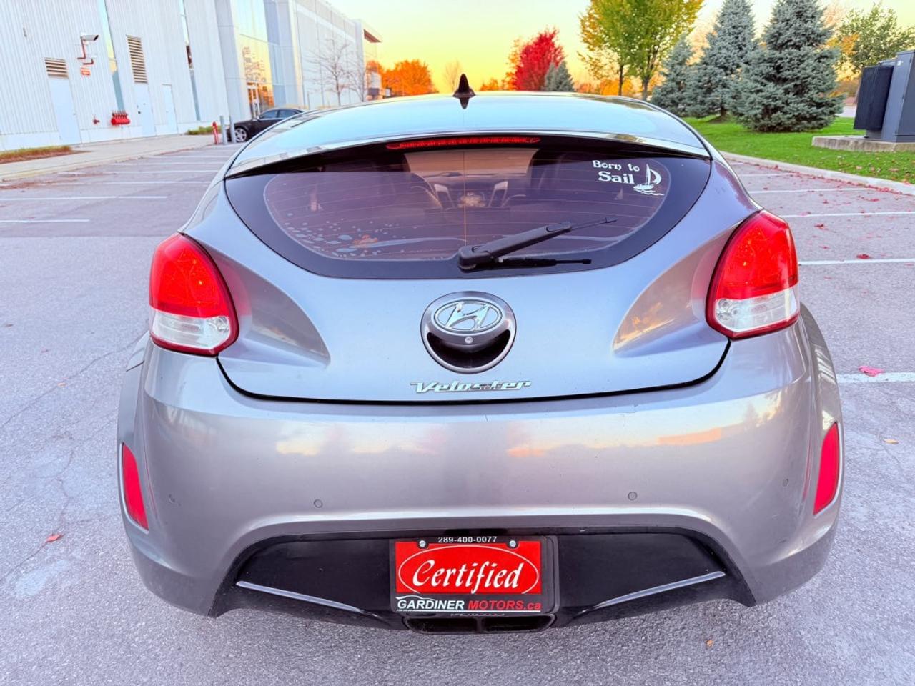 2013 Hyundai Veloster 3dr Cpe Auto w/Tech Hatchback Photo