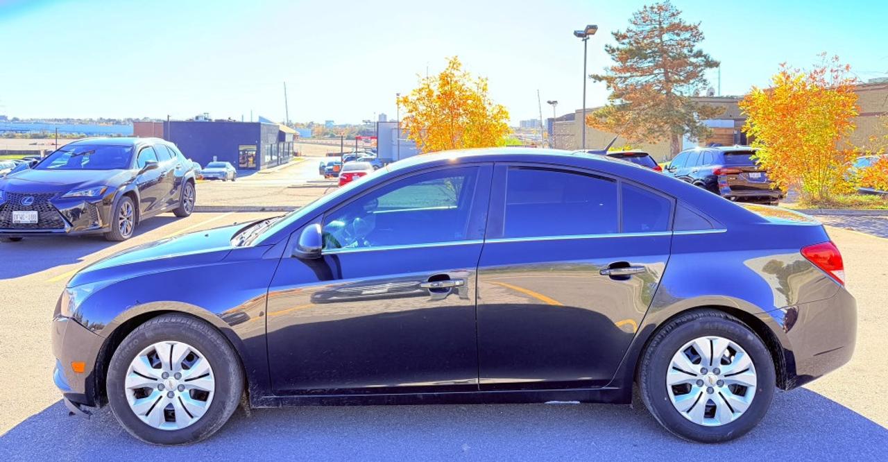 2013 Chevrolet Cruze LS Auto 4dr Sedan Automatic Photo