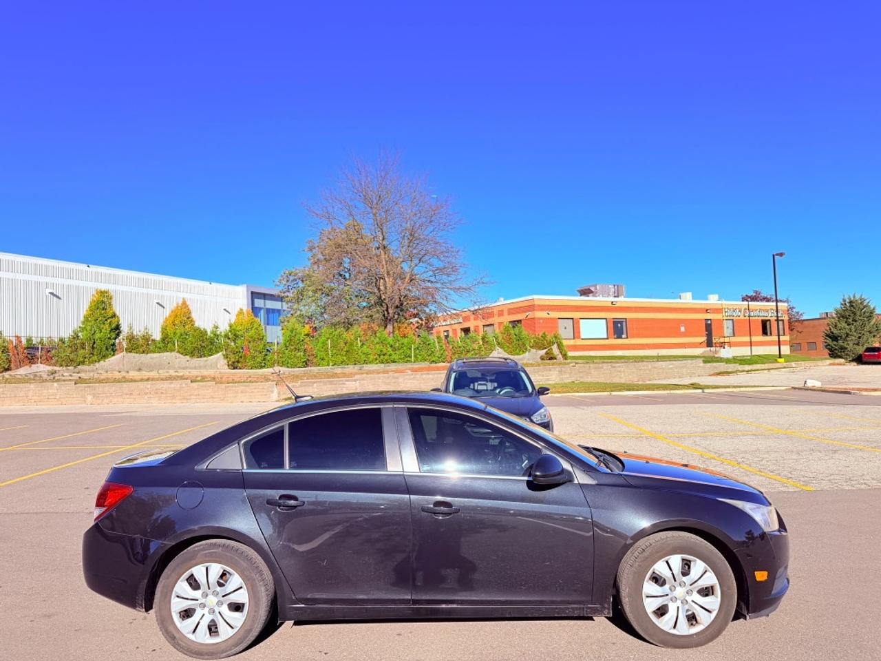 2013 Chevrolet Cruze LS Auto 4dr Sedan Automatic Photo
