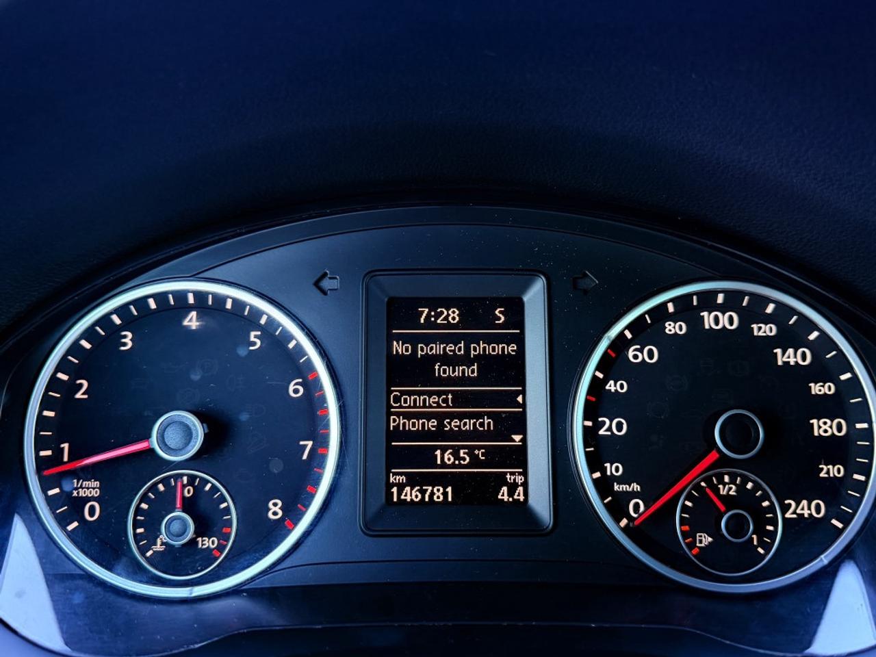 2013 Volkswagen Tiguan 4dr Automatic Comfortline 4Motion Photo