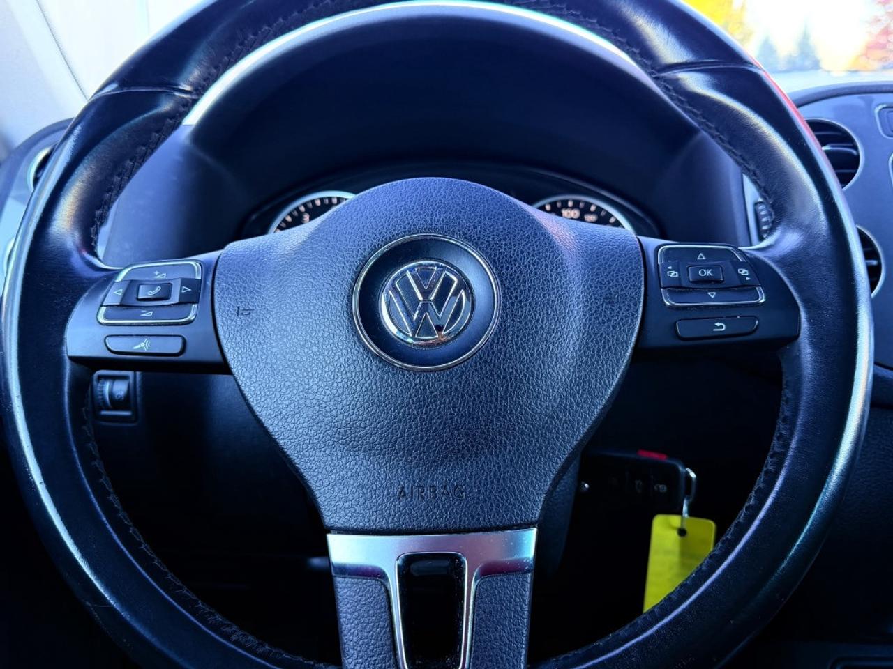 2013 Volkswagen Tiguan 4dr Automatic Comfortline 4Motion Photo