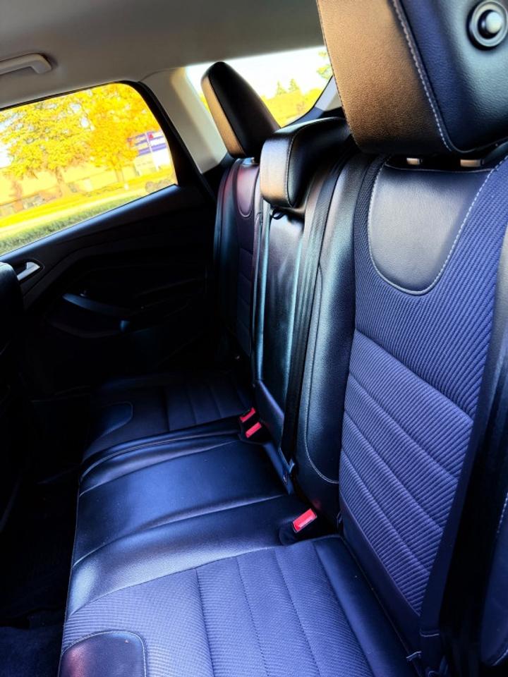 2015 Ford Escape SE 4dr 4x4 Automatic Photo