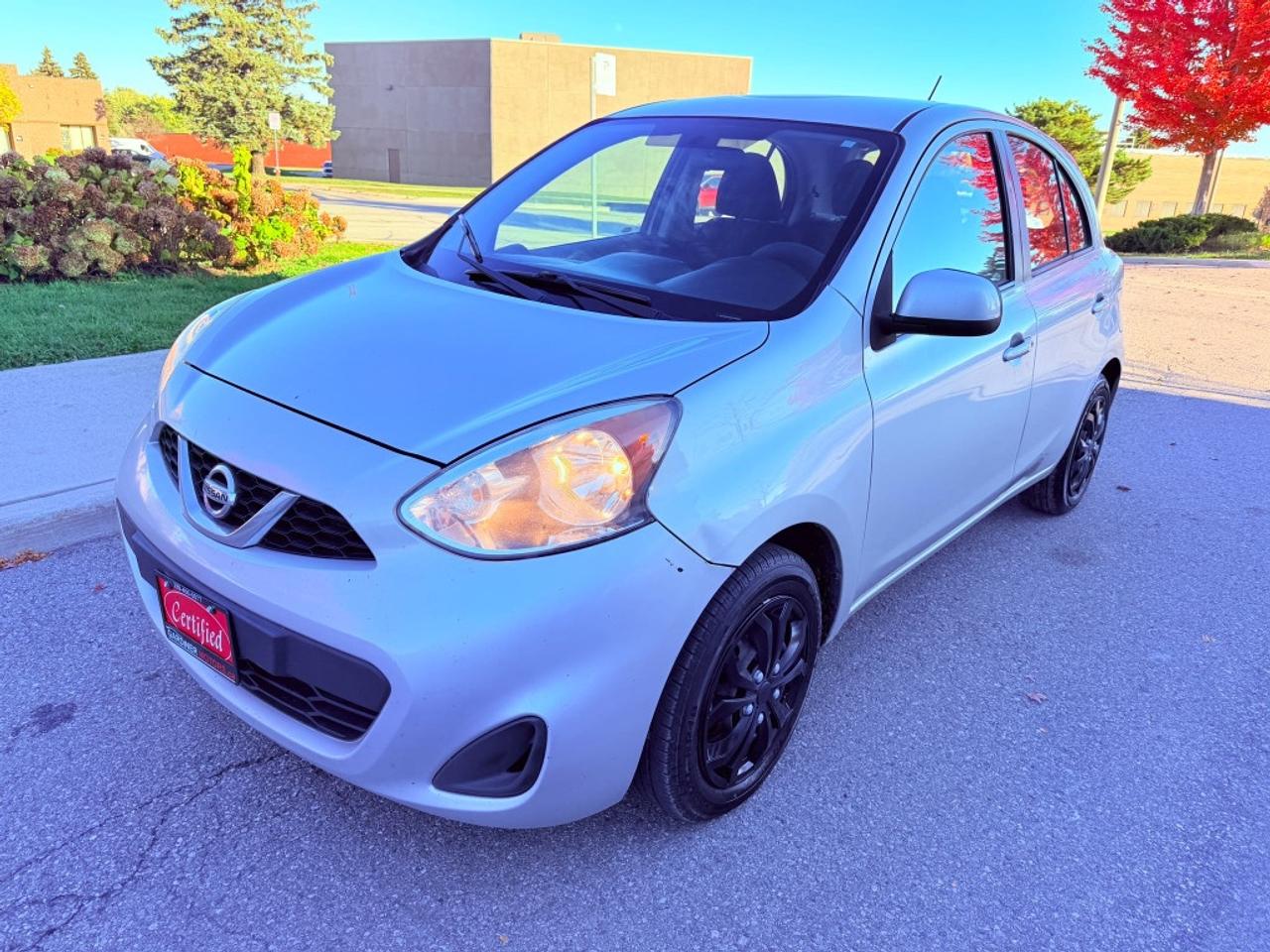 2015 Nissan Micra 4dr HB FWD, 1.6L 4cyl Photo0