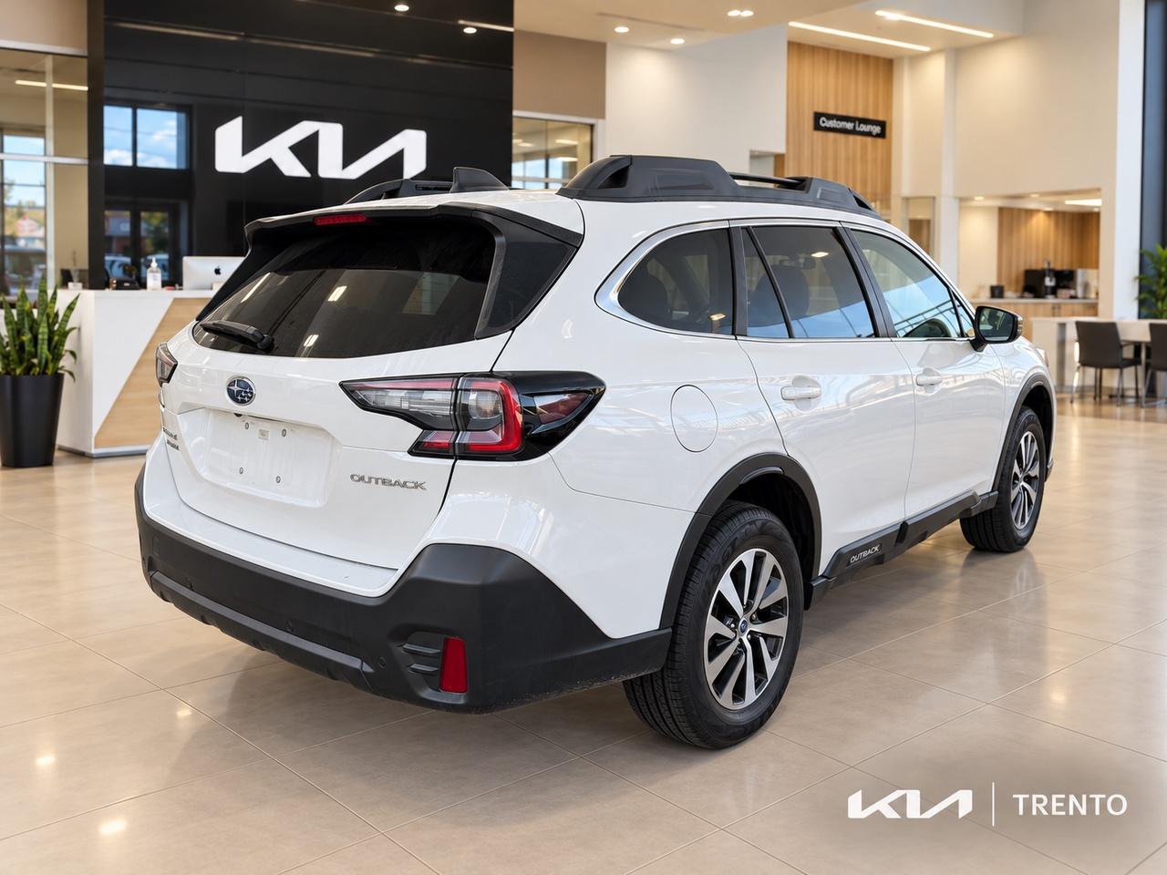 2020 Subaru Outback Touring Photo