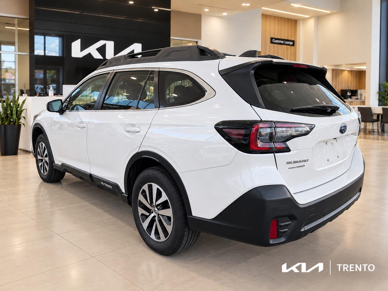2020 Subaru Outback Touring Photo