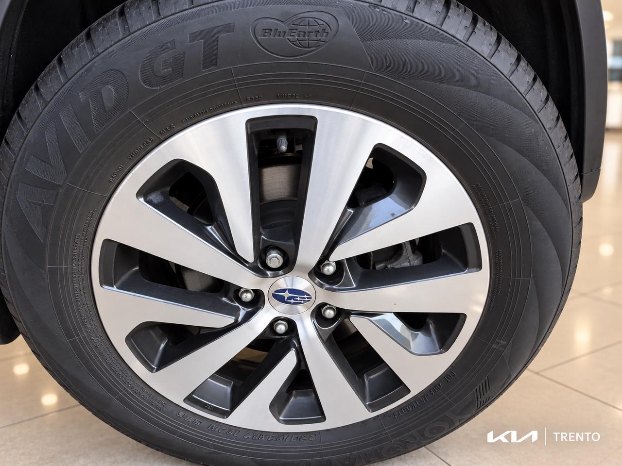 2020 Subaru Outback Touring Photo