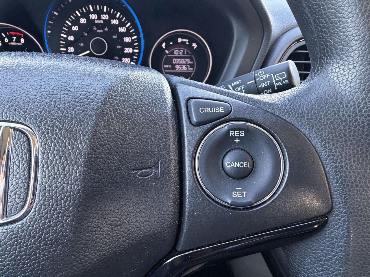 2018 Honda HR-V LX Photo