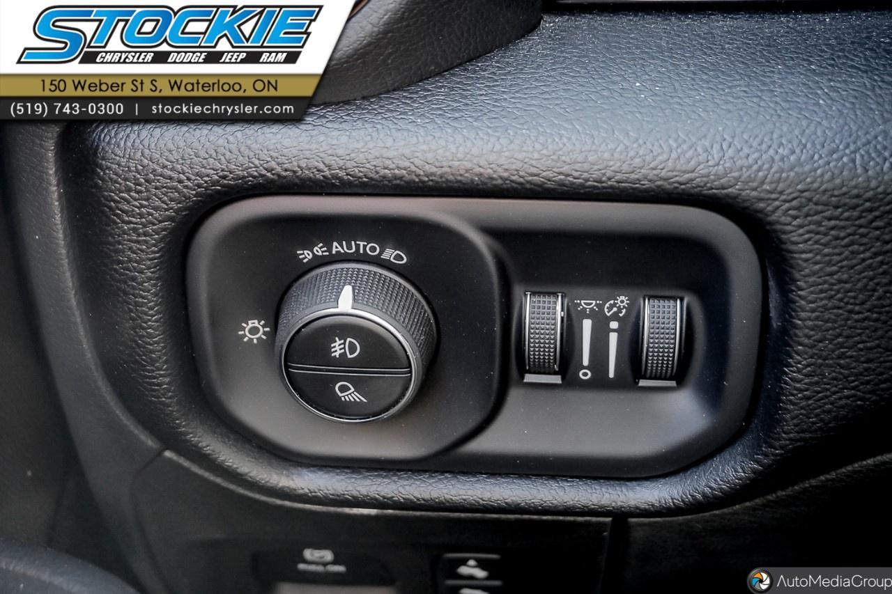 2025 RAM 1500 SPORT 4X4 CREW CAB 5'7" BOX Photo